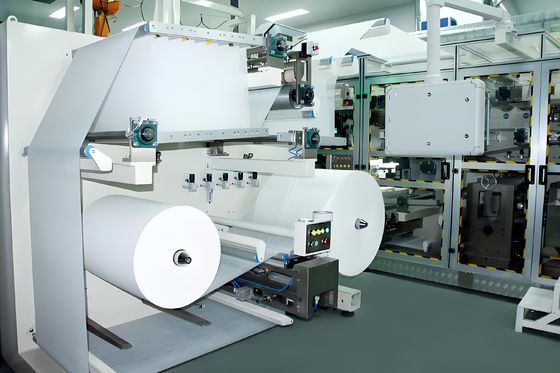 Productielijn voor hoge snelheid van urine- en vochtvrije apparatuur
