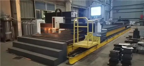 De horizontale van de de Lasersnijmachine van de Golflengtevezel Hoge snelheid 120m/Min